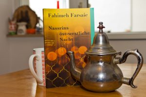 Buchtitel Nassrins öst-westliche Nacht von Fahime Farsaie